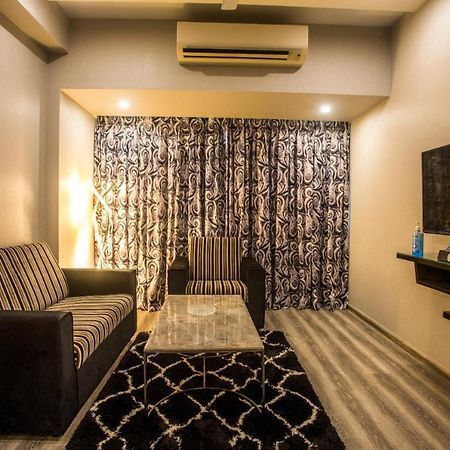 Encore Suites Goa ปณชี ภายนอก รูปภาพ