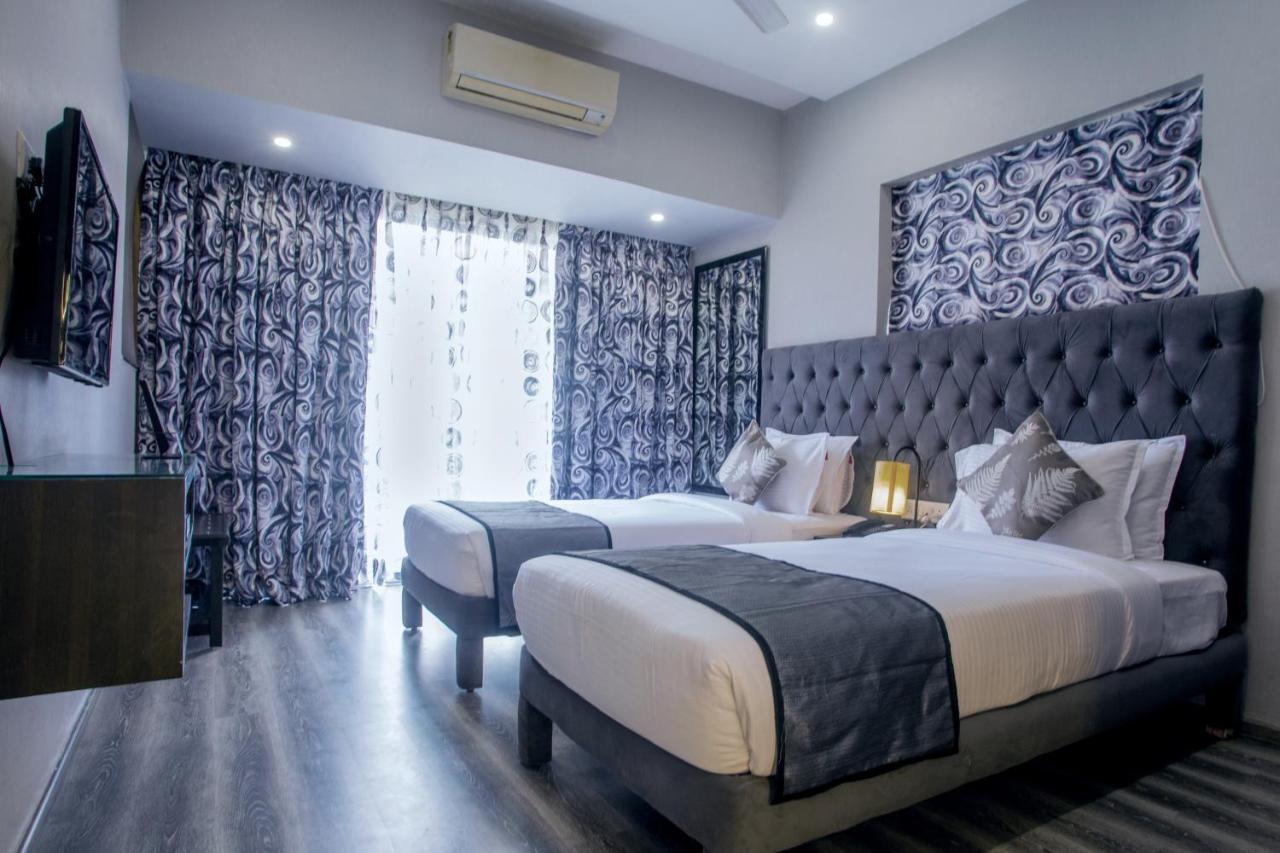 Encore Suites Goa ปณชี ภายนอก รูปภาพ